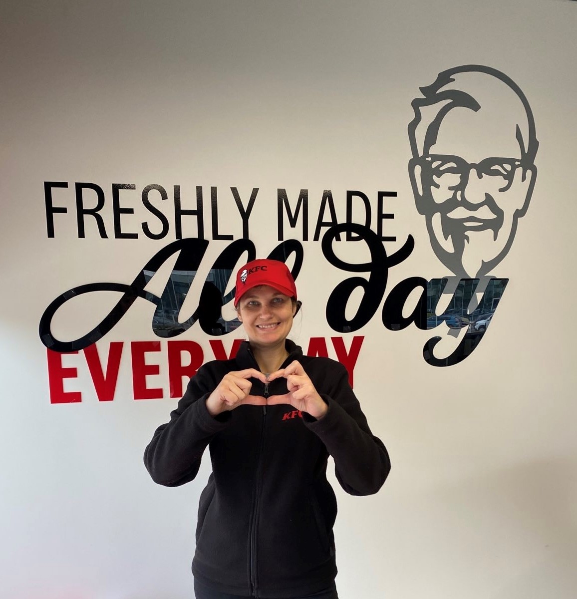 JOBS.BG Първите дни в KFC/Самекс